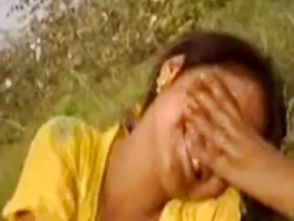 देसी मुलगी हॉलीवूड मुलीसोबत मस्ती करते sexy movie hd funny boys