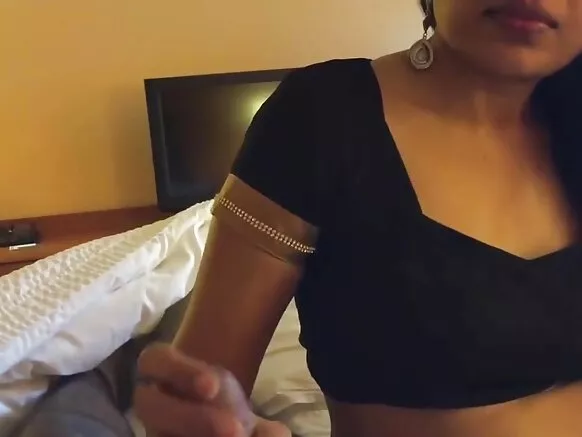 सुंदर लंड चोखणारी सुंदर भारतीय मुलगी करीना कपूर सेक्सी व्हिडिओ मूवी