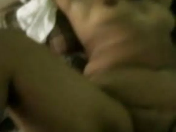 देसी आंटी ला खूप गांड सेक्सी मूवी हवी आहे