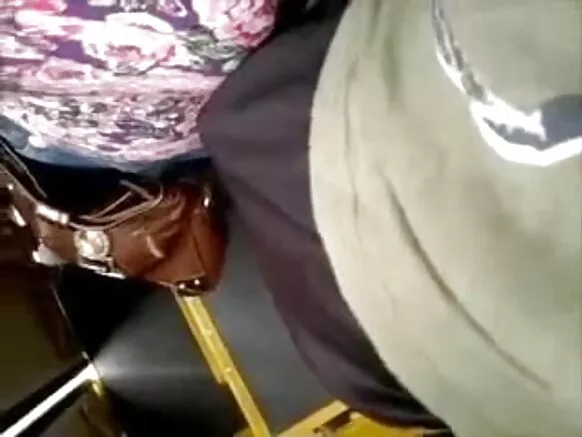 सेक्सी मूवी बस मध्ये लंड सोबत खेळणारे बुब्स
