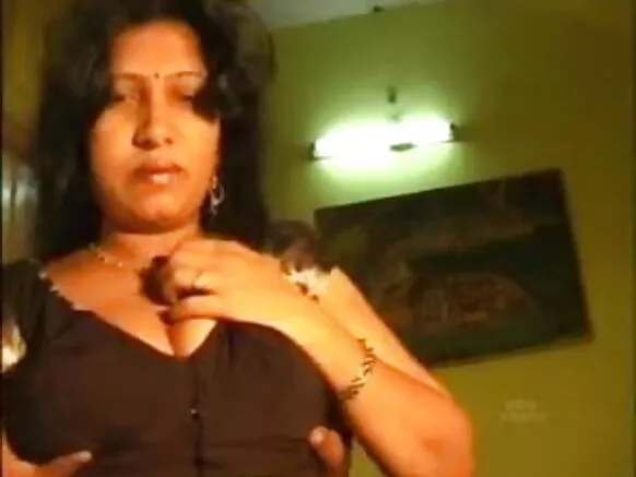 हिंदी 003 मध्ये मल्लू आंटी लव्ह आंटी फुल सेक्सी स्कँडल
