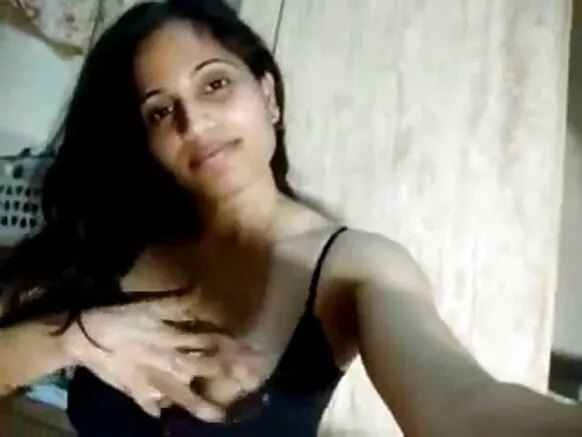 एमआयएलएफसोबत खेळत असलेला भारत सलमान की सेक्सी चित्रपट