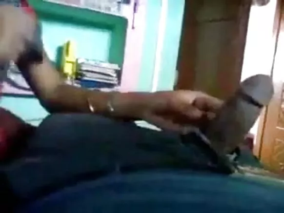 बांगलादेशी मुलीला सुंता झालेला कार चालक देसी संजय दत्त व्हिडिओ सेक्सी आवडतो