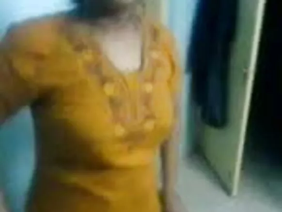 indian movie sexy movie मस्त बुब्स घातले