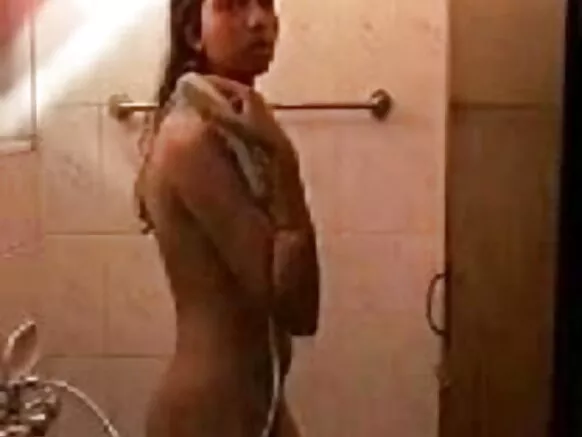 भारत भारतीय सौंदर्य सेक्सी चित्रपट शो दोन लपलेले लपलेले शॉवर