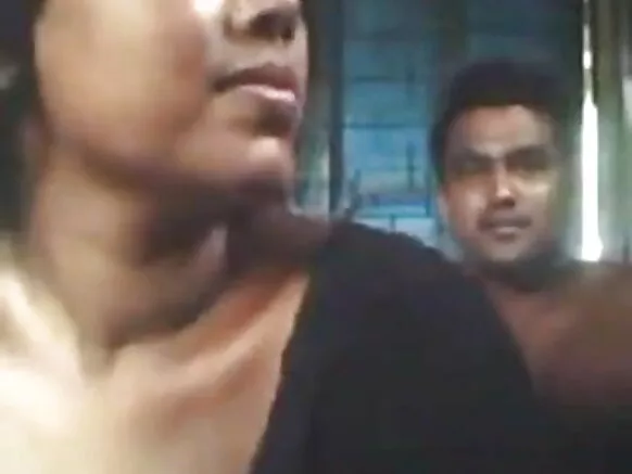 प्रणय आणि मोठे स्तन स्तन दाबून सेक्स सेल्फी चित्रपट