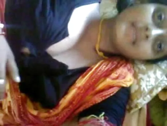 सुंदर देसी बंगाली ब्लू फिल्म शो बोदगी देवर सेक्सी स्तन सेक्सी स्तन