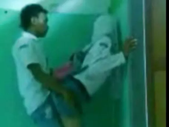 मला चोदत राहा 2 सेक्सी हिंदी व्हिडिओ माझा