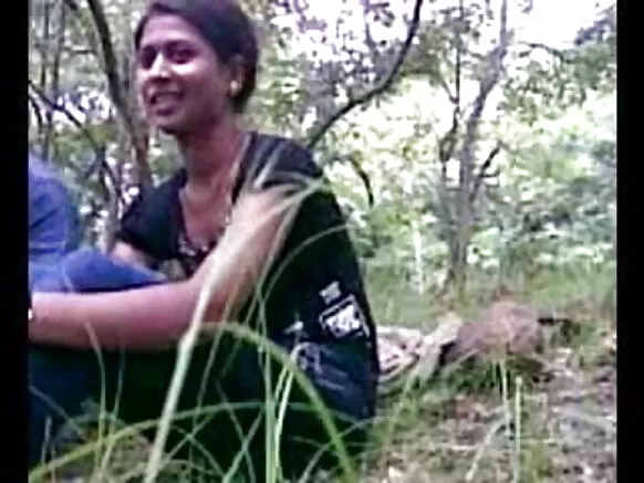 कोलकाता युनिव्हर्सिटी मुलीचा जंगलातील सेक्स व्हिडिओ आणि फोटो सेक्सी व्हिडिओ यो युनिव्हर्सिटी