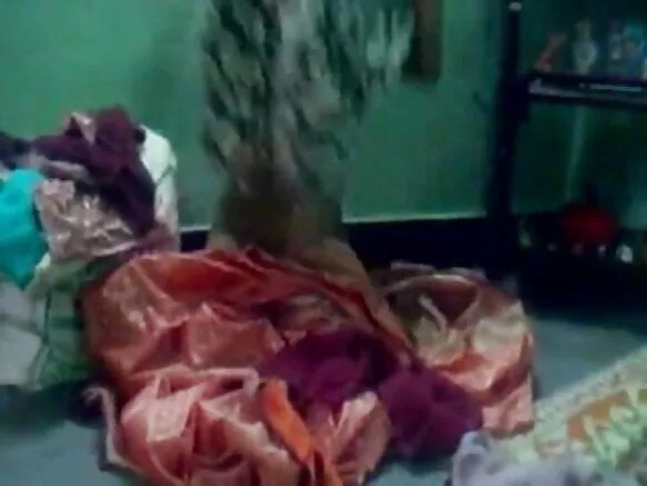 इंग्लिश इंडियन सेक्सी ब्लू इमेज आंटी 1084 आंटी इंडिया