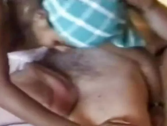 sexy hot video movie भारतीयांनी पोलाला मिठी मारली