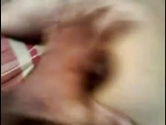 देसी जोडपे मादक सेक्स फिल्म बेड मध्ये fucking