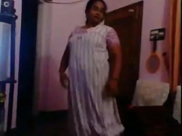 आंटी इंडिया 1212 (भाग 2) हिंदी इमेज फिल्म सेक्सी मोठ्या स्तन